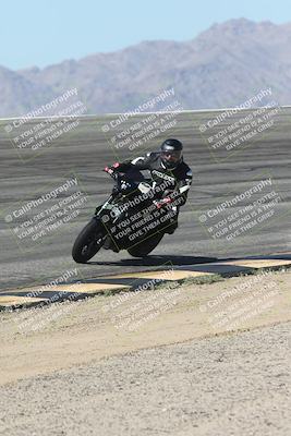 media/Oct-13-2025-Moto Forza (Mon) [[a66d839500]]/4-C Group/Session 2 (Bowl)/